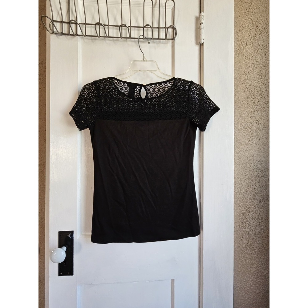 NWT ANN TAYLOR WOMEN Lace shoulder boat neck Black SZ xsmall